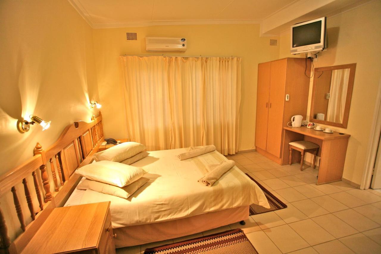 קיטמנשופ Schuetzenhaus Guesthouse מראה חיצוני תמונה