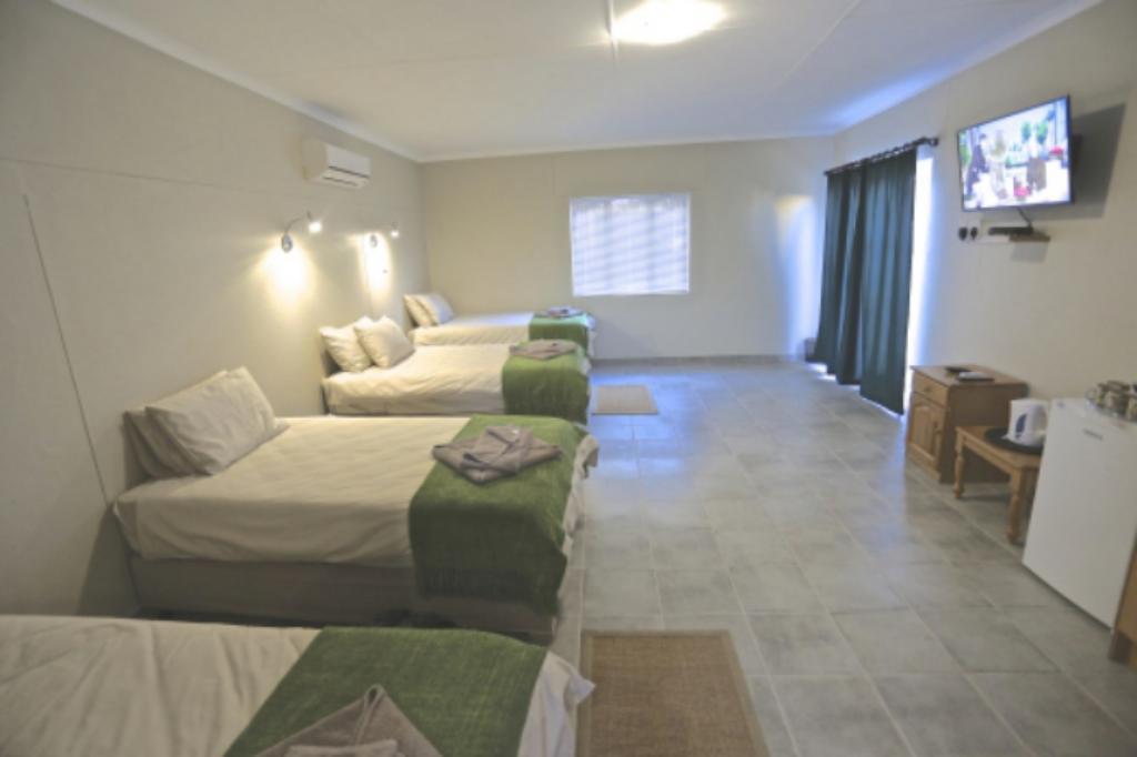 קיטמנשופ Schuetzenhaus Guesthouse מראה חיצוני תמונה
